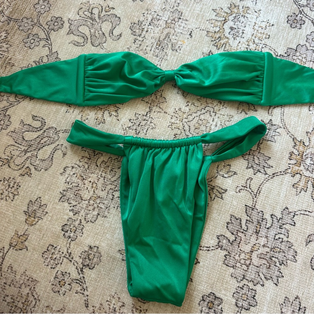 Hard Swimwear Green Bikini Set